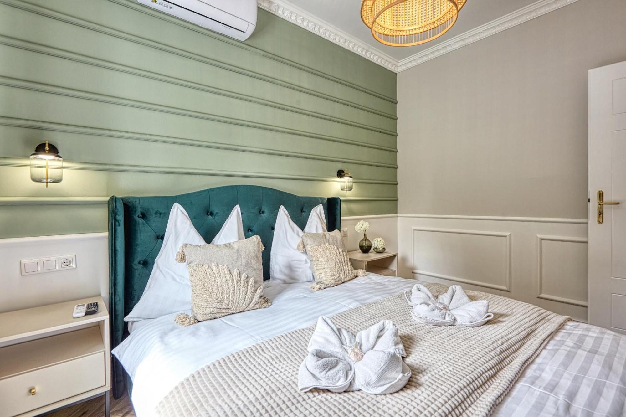 The Doors Luxury Apartment Mosonmagyaróvár Exterior foto